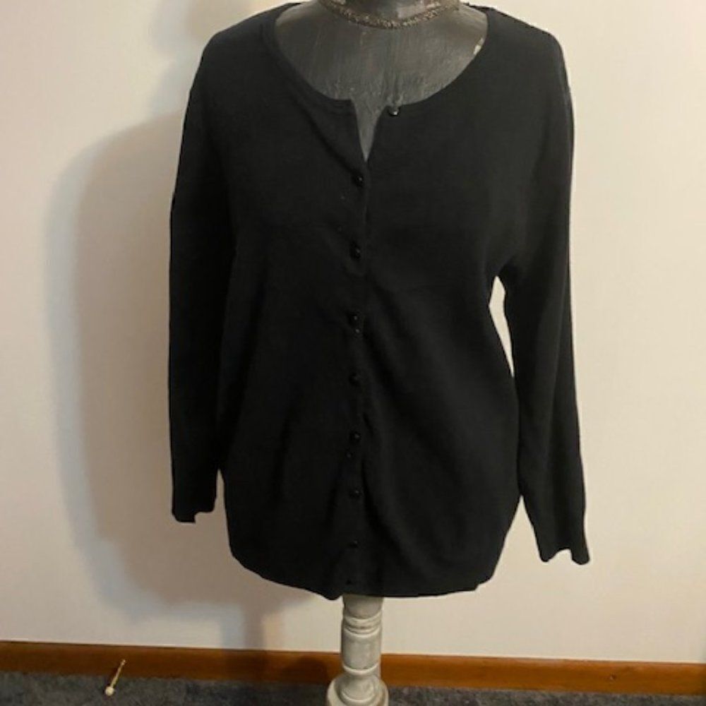 Croft & Barrow Black button down sweater, size 1X